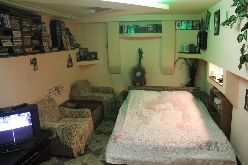 Hostel Retro Batumi Quarto foto